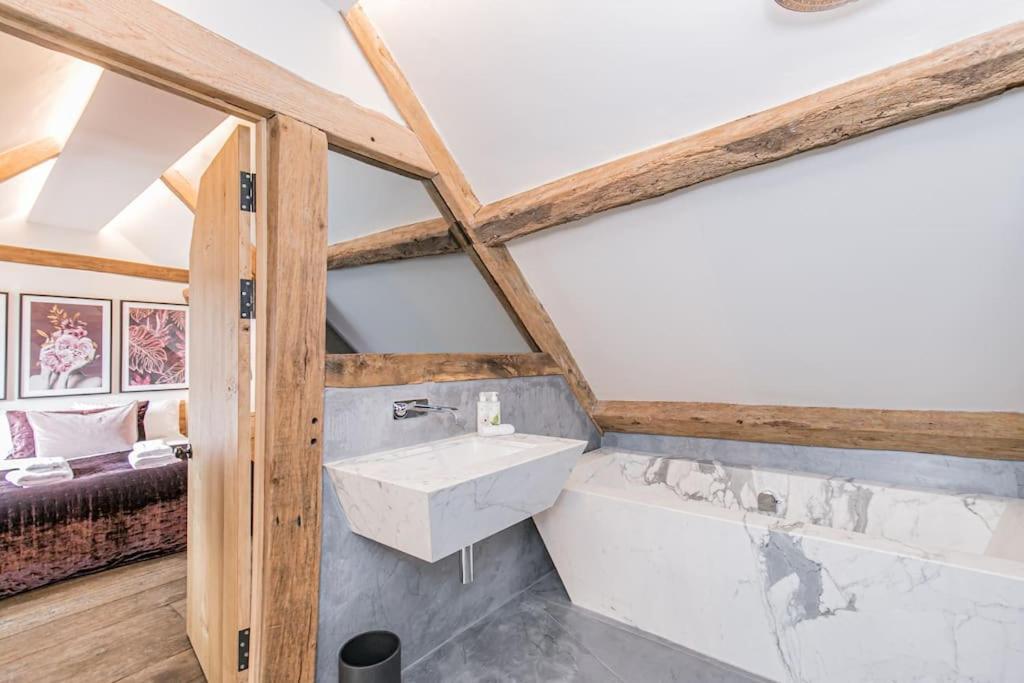 Oxfordshire Living - The Vanbrugh Apartment - Woodstock Exterior foto